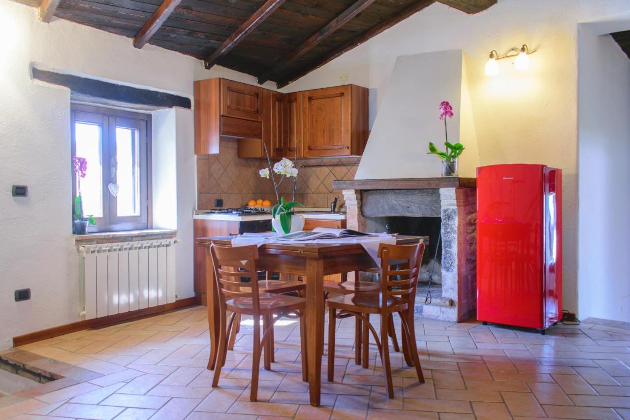 Borgo San Valentino Arrone Exterior foto