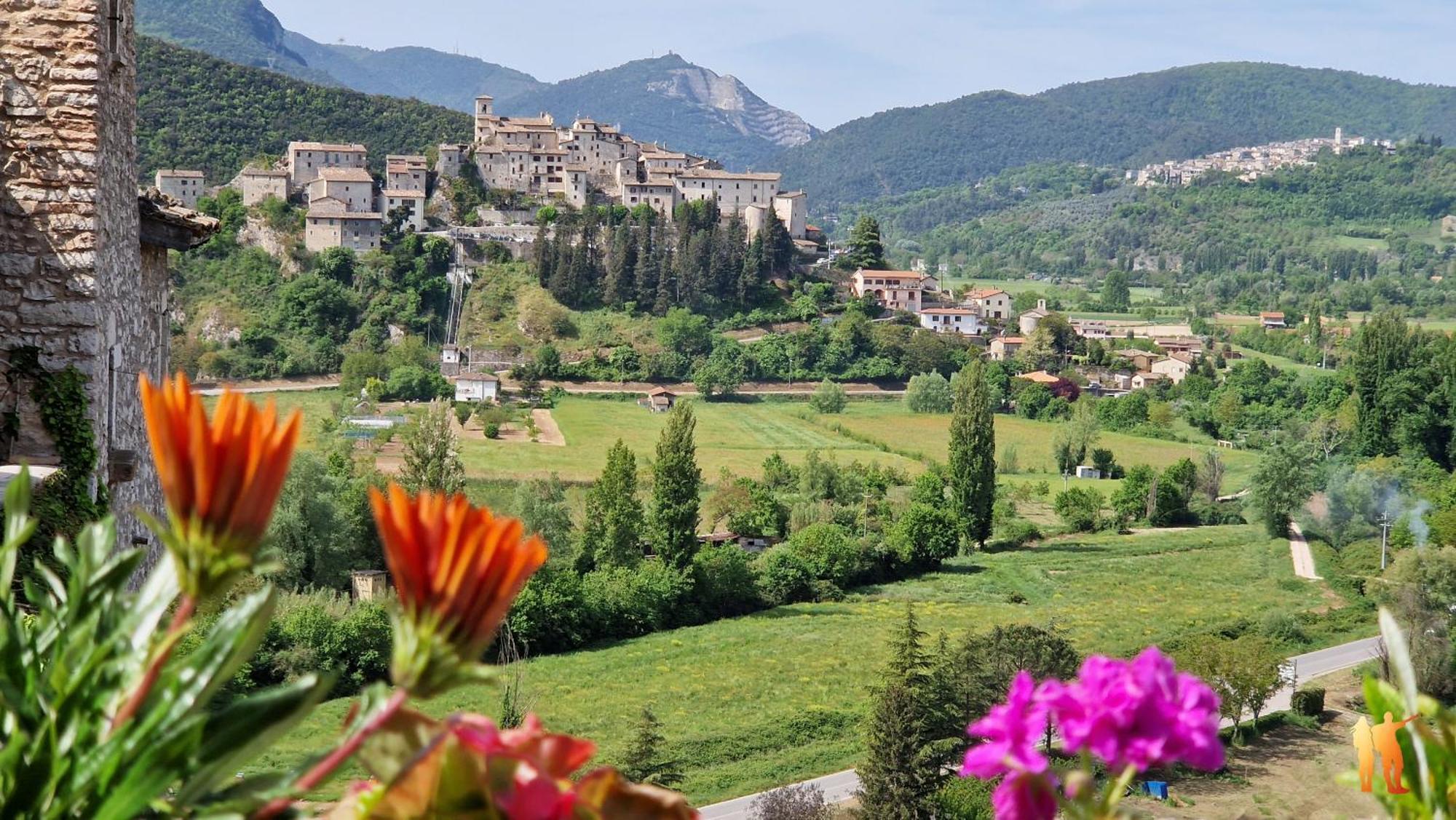 Borgo San Valentino Arrone Exterior foto